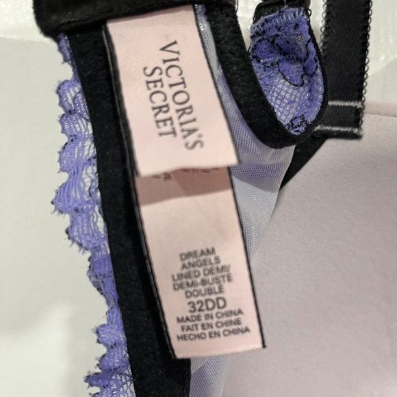 Victoria’s Secret Dream Angels bra.  Perfect condition.  32DD - Picture 5 of 5